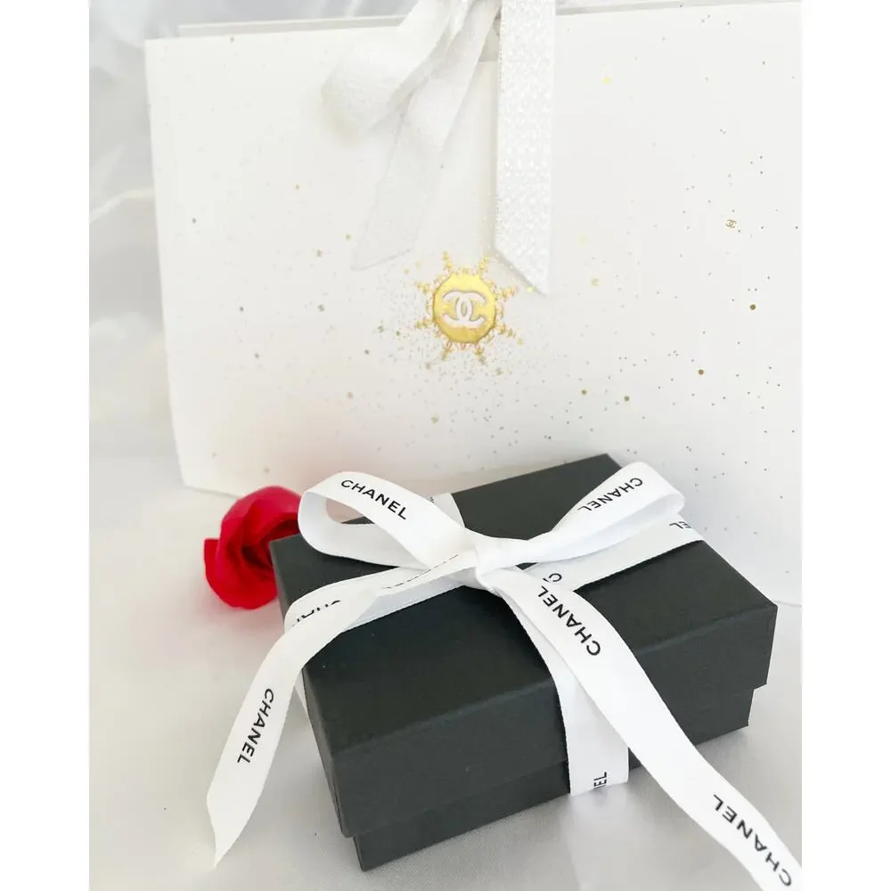 CHANEL paris white